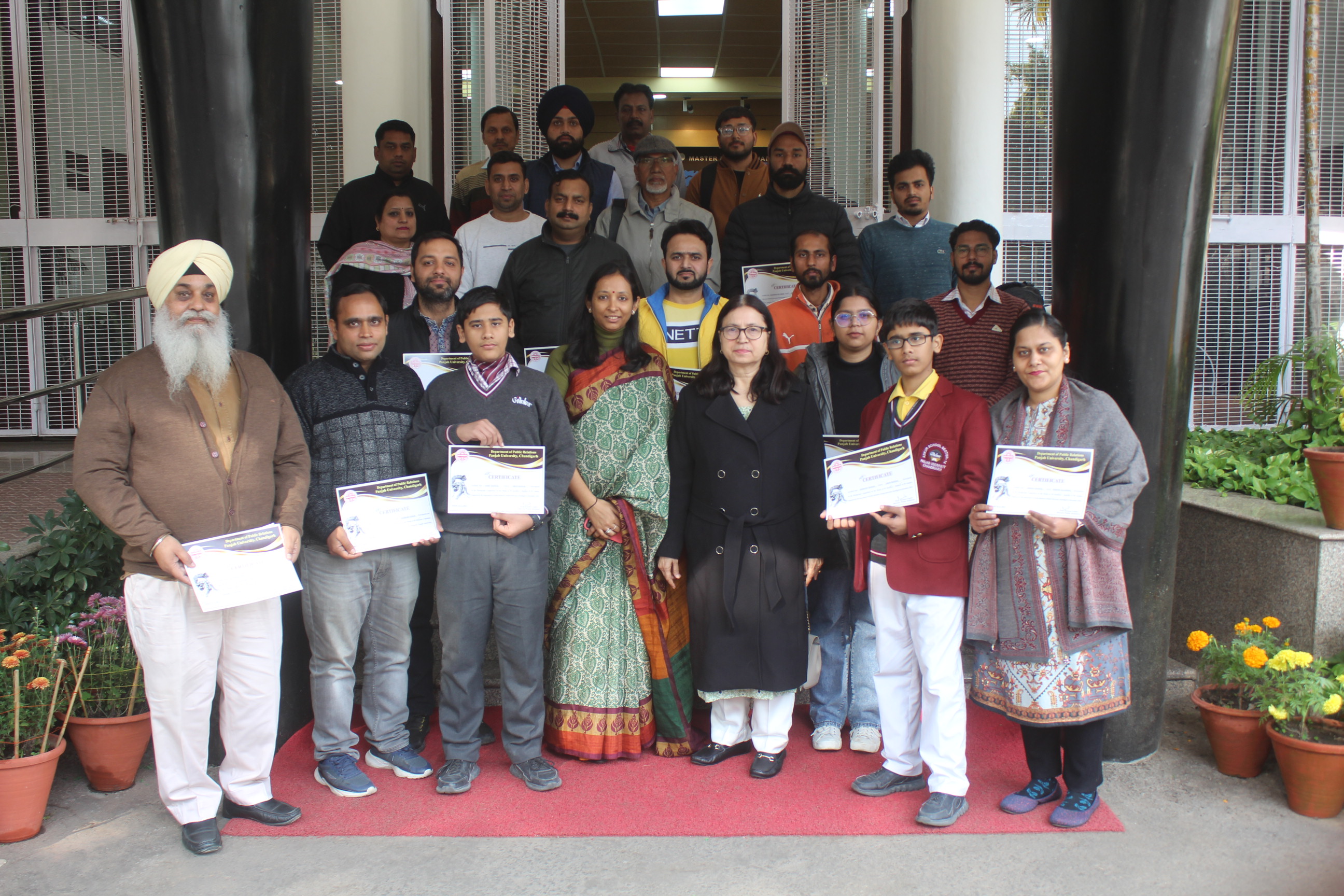 Winners and Participants of Photography Competition Honored
